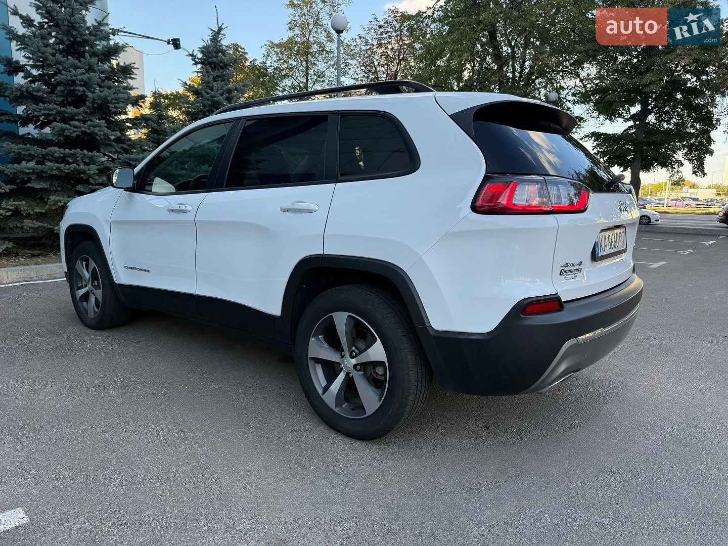 2022 Jeep Cherokee - мініатюра 21