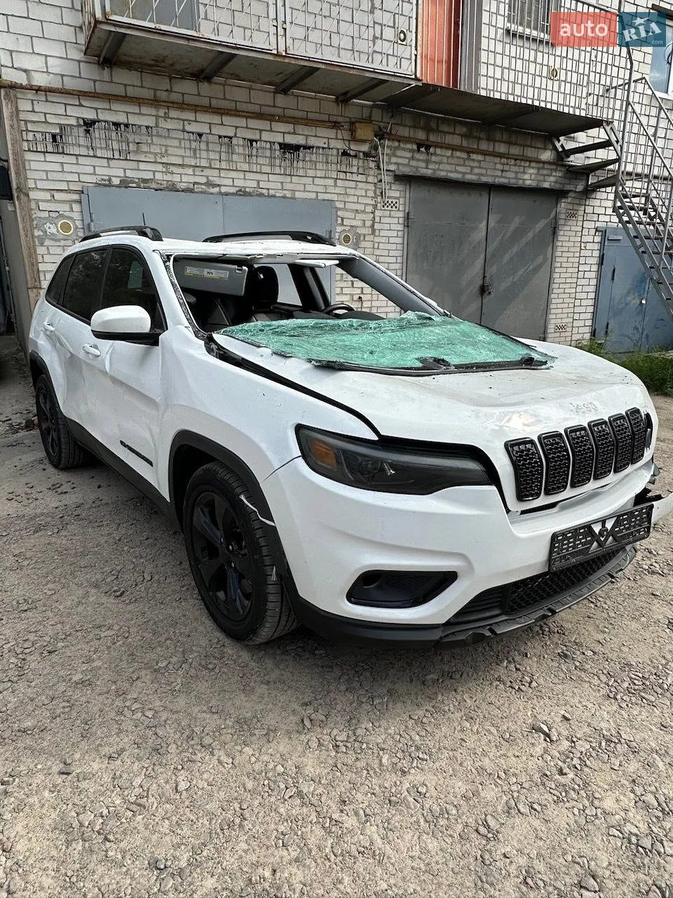 2019 Jeep Cherokee - мініатюра 2