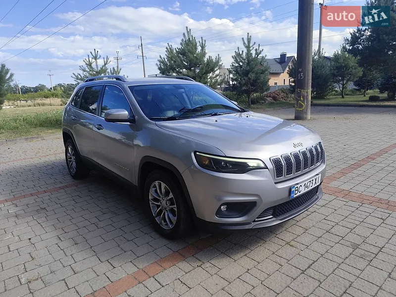 Jeep Cherokee
