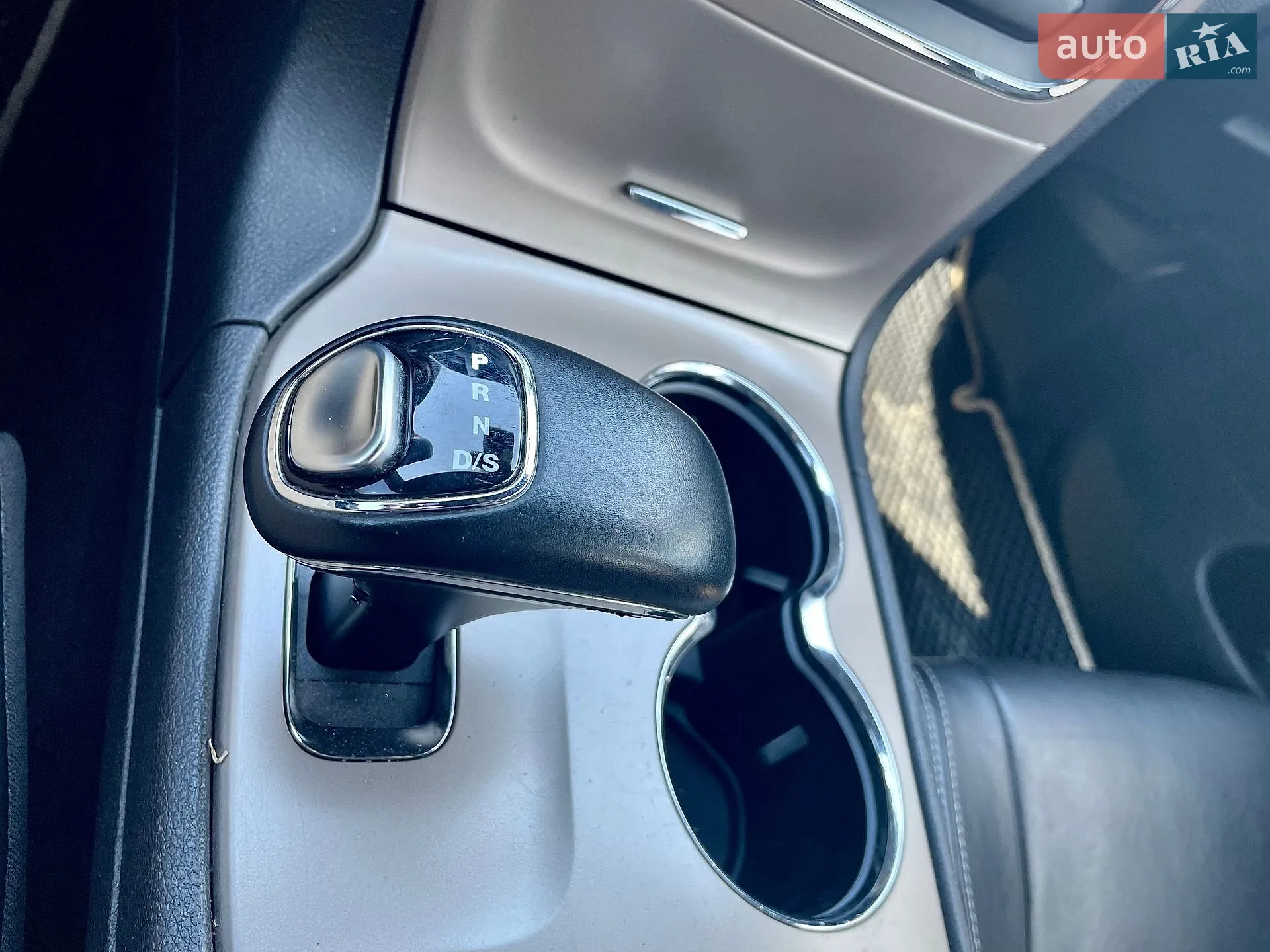 2013 Jeep Grand Cherokee - мініатюра 18