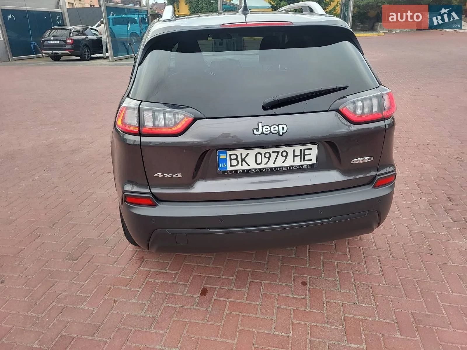 2019 Jeep Cherokee - мініатюра 4