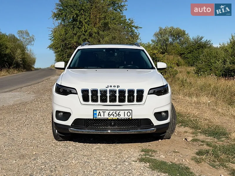 Jeep Cherokee