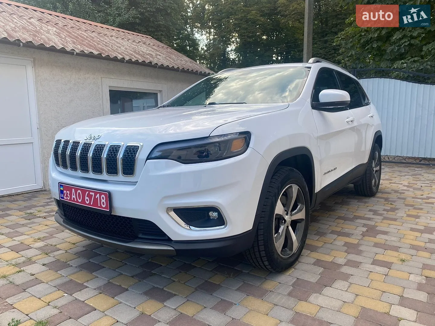 2018 Jeep Cherokee - мініатюра 3