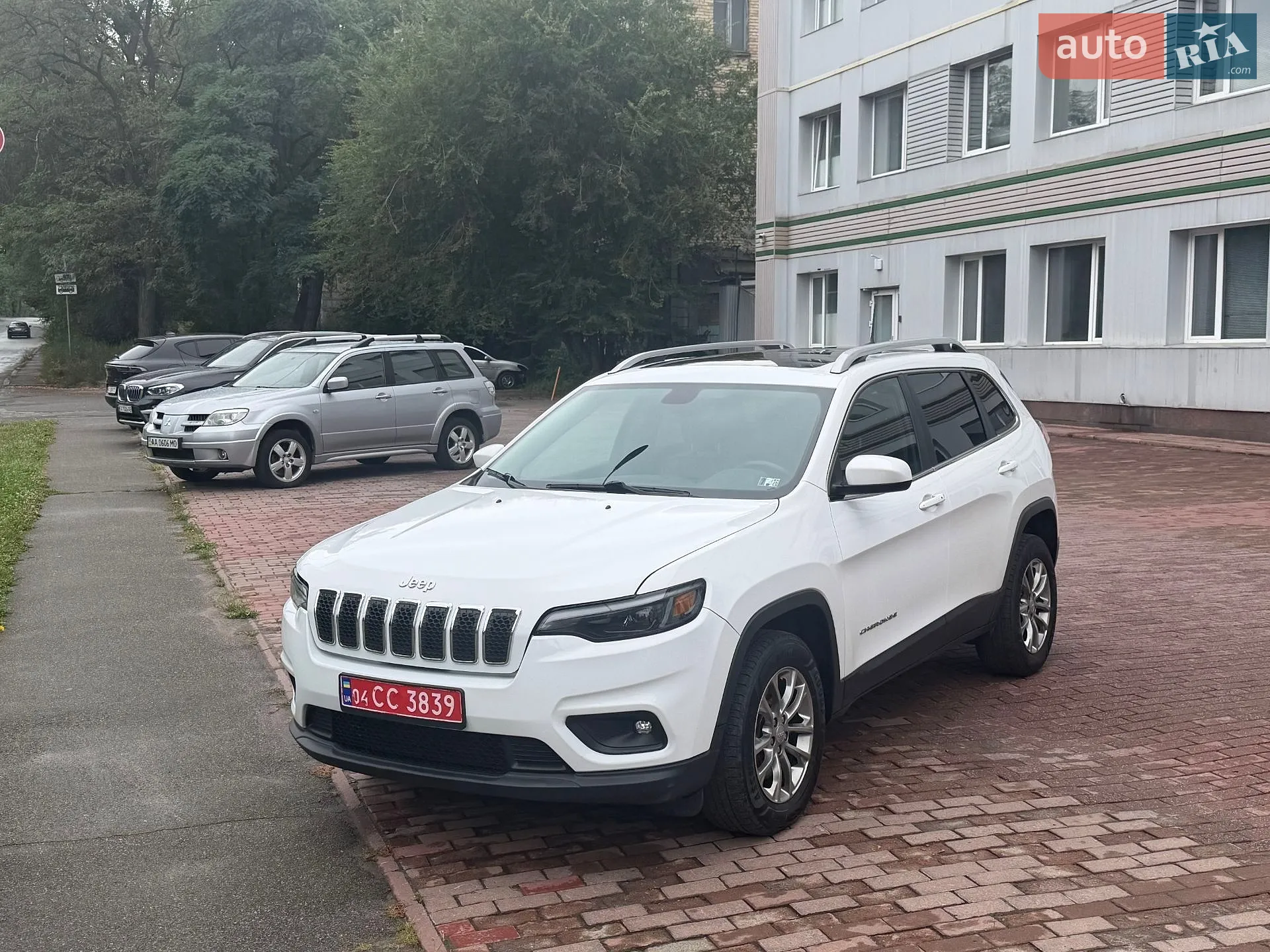 2019 Jeep Cherokee - фото 1