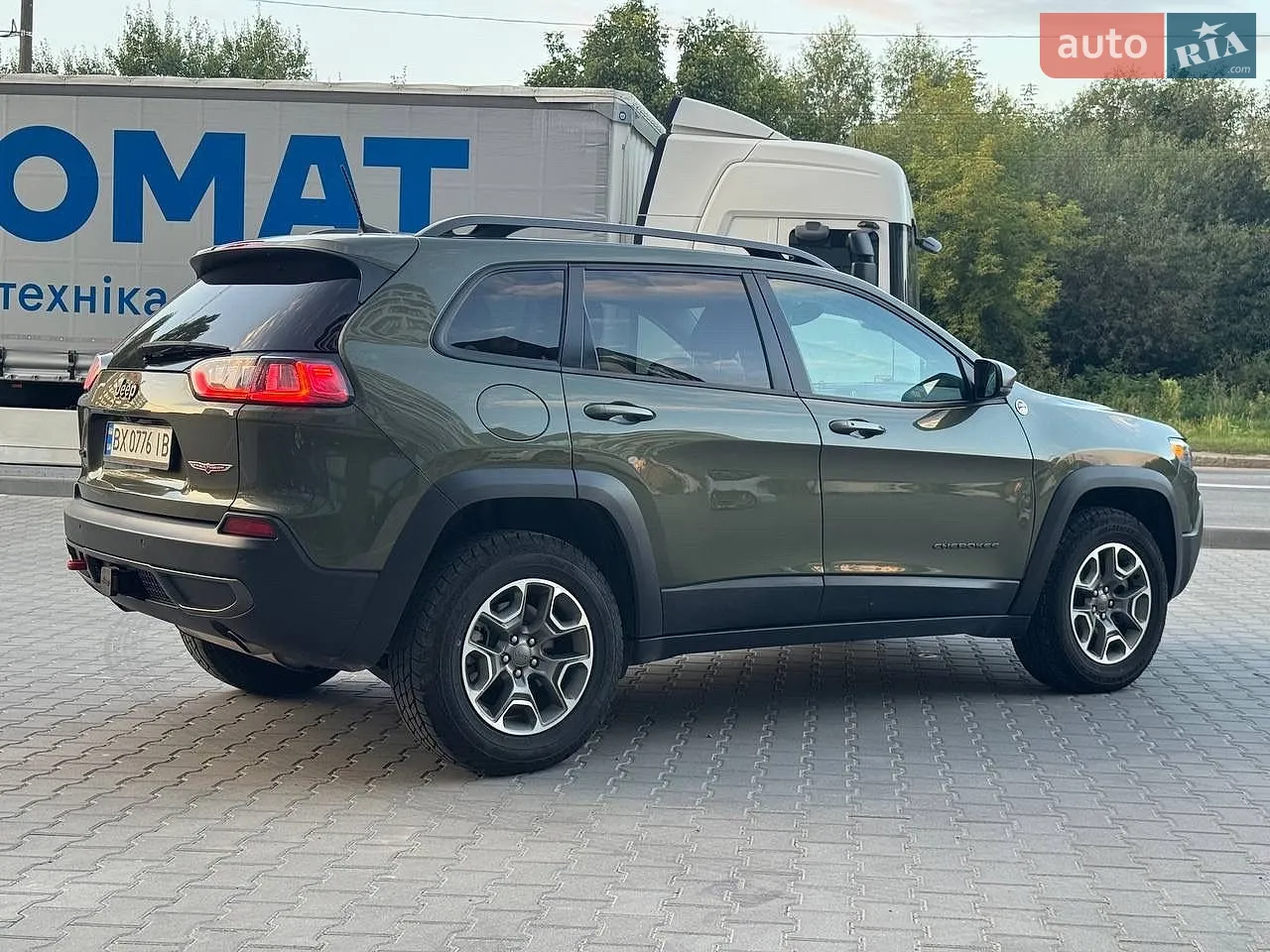2021 Jeep Cherokee - мініатюра 9