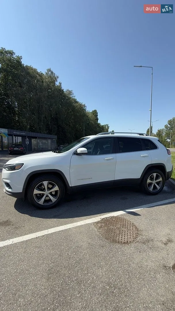 2020 Jeep Cherokee - мініатюра 6