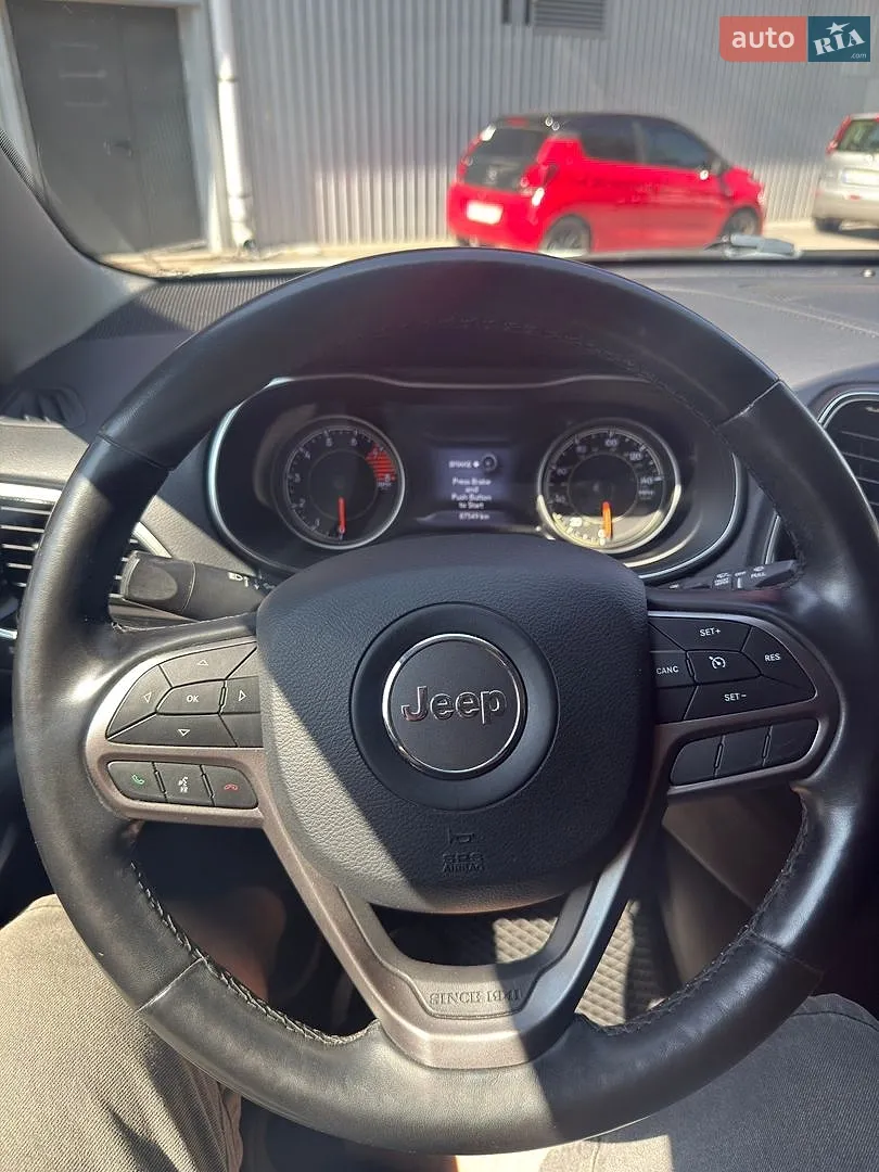 2020 Jeep Cherokee - мініатюра 24