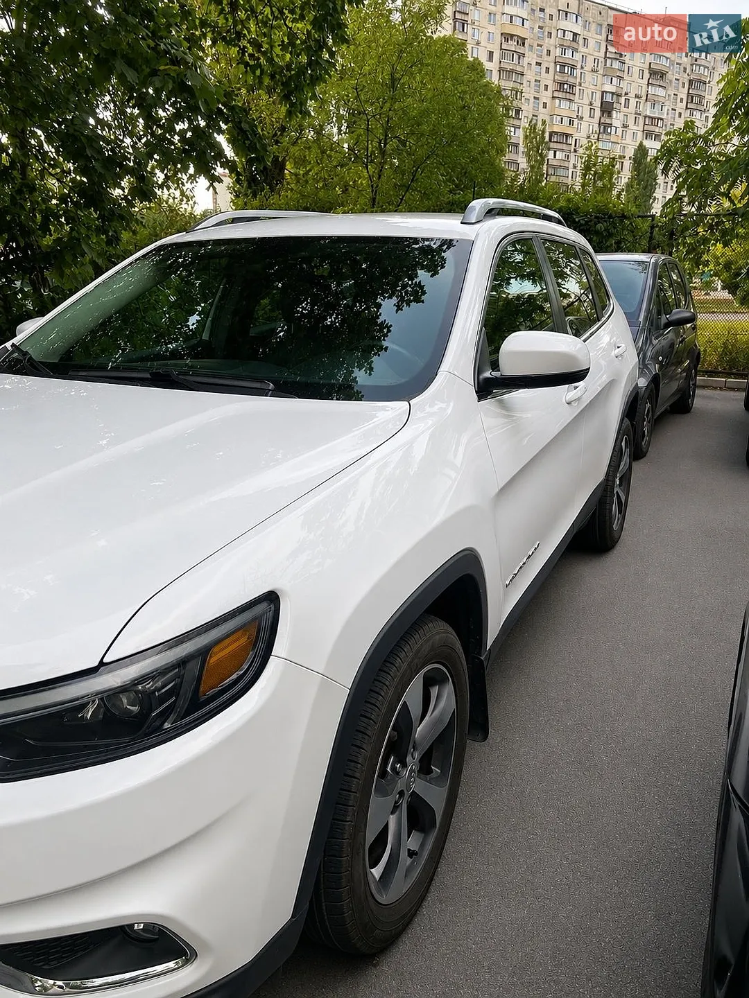 2019 Jeep Cherokee - мініатюра 2