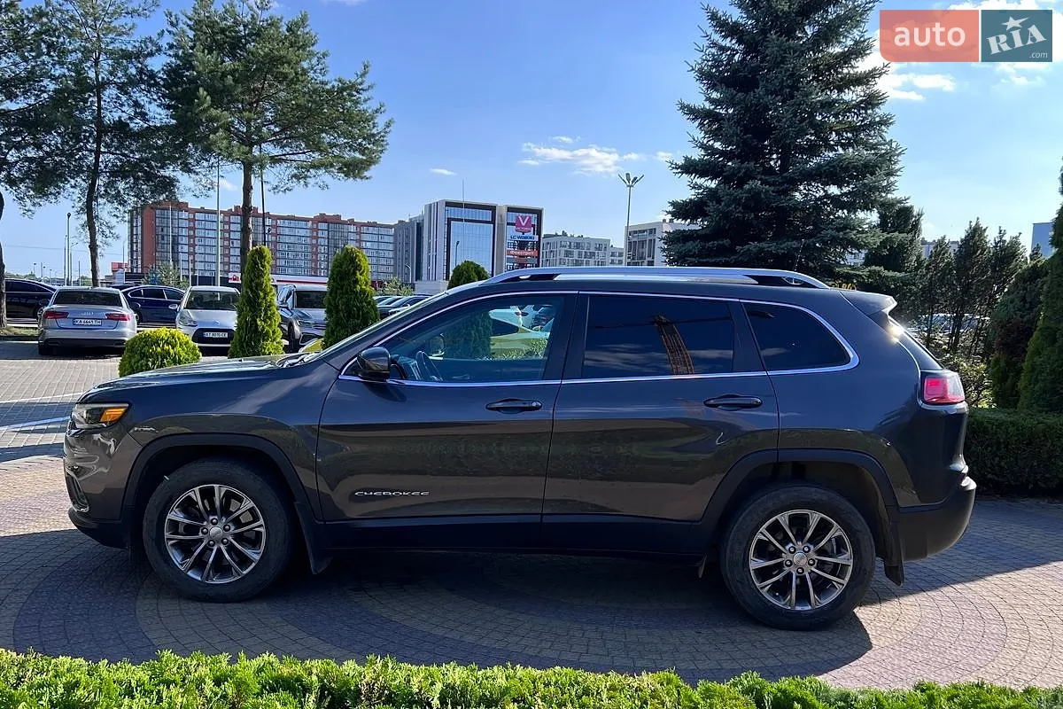 2019 Jeep Cherokee - мініатюра 4
