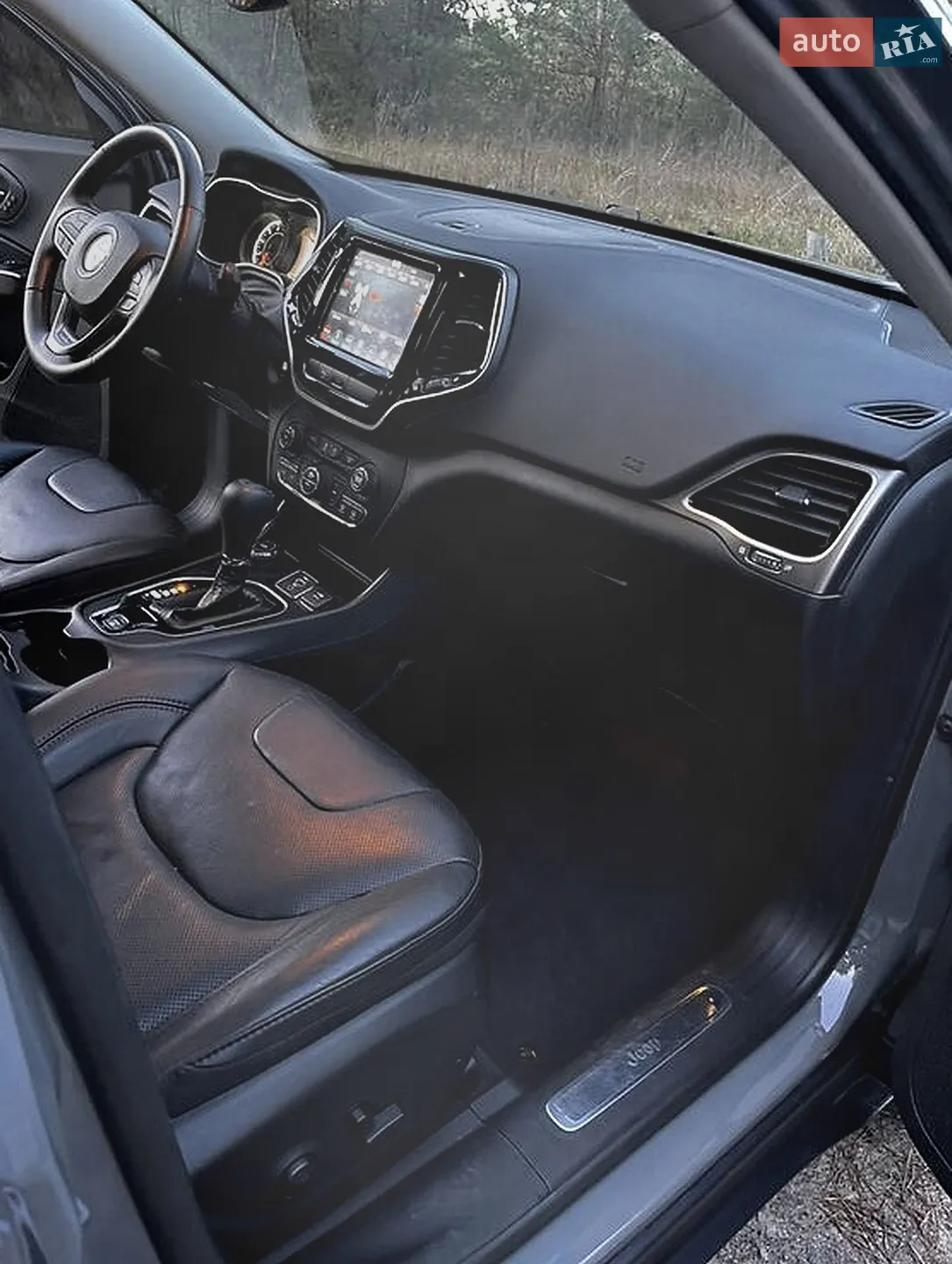 2019 Jeep Cherokee - мініатюра 8