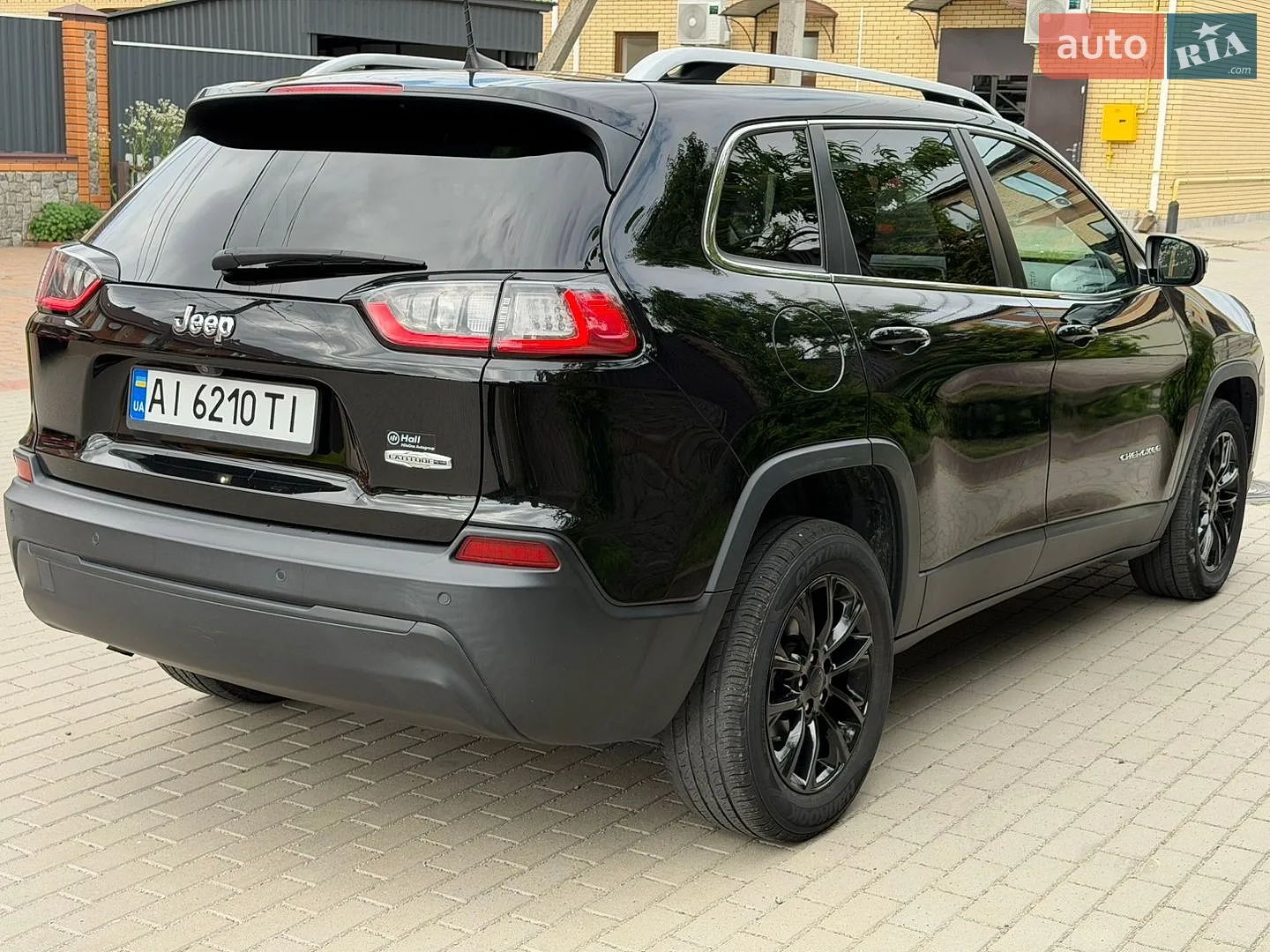 2020 Jeep Cherokee - мініатюра 4