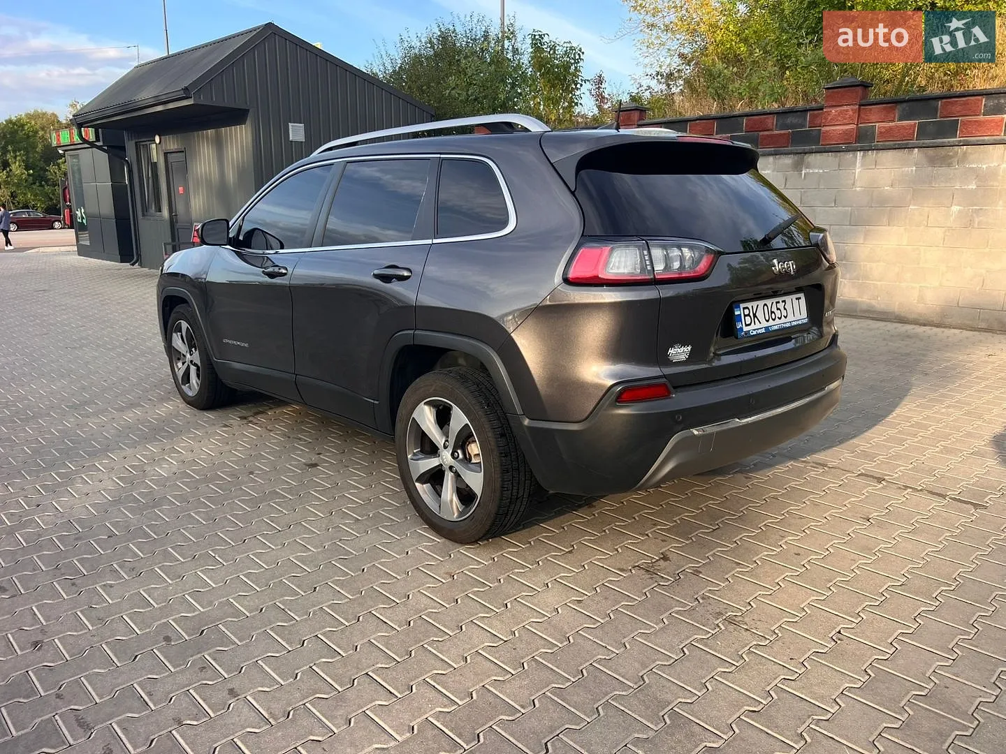 2019 Jeep Cherokee - мініатюра 5