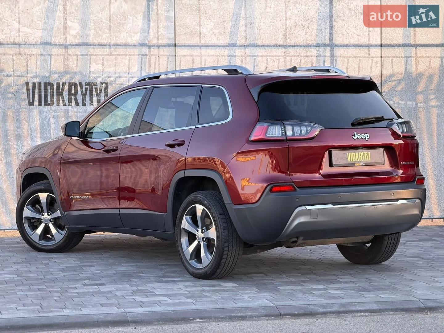 2019 Jeep Cherokee - мініатюра 14