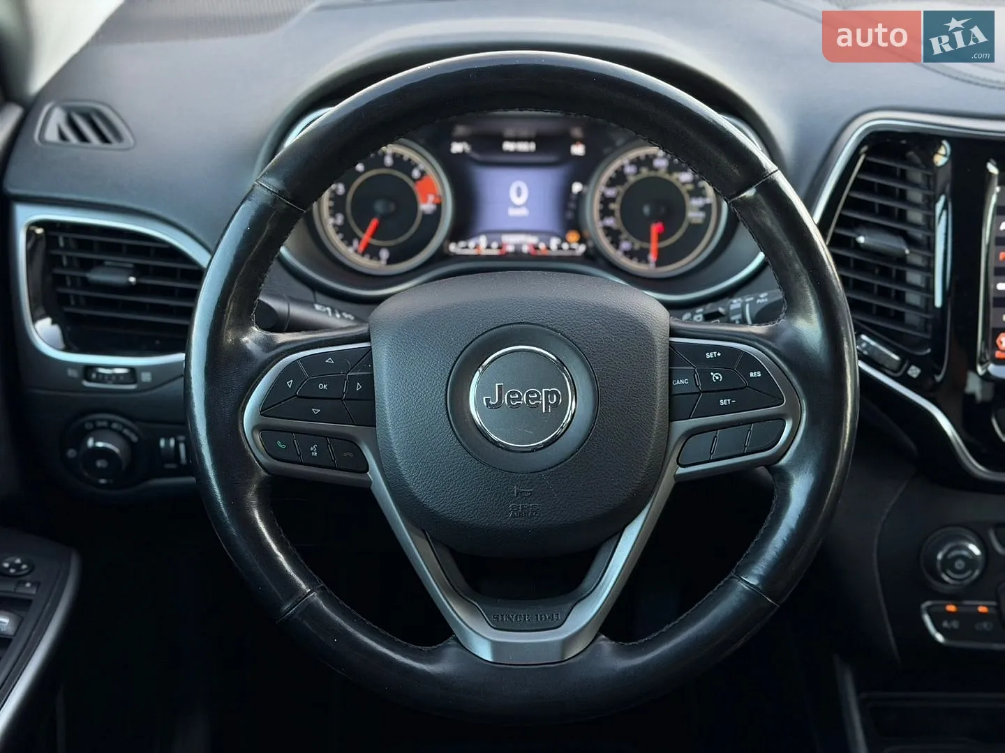 2019 Jeep Cherokee - мініатюра 22