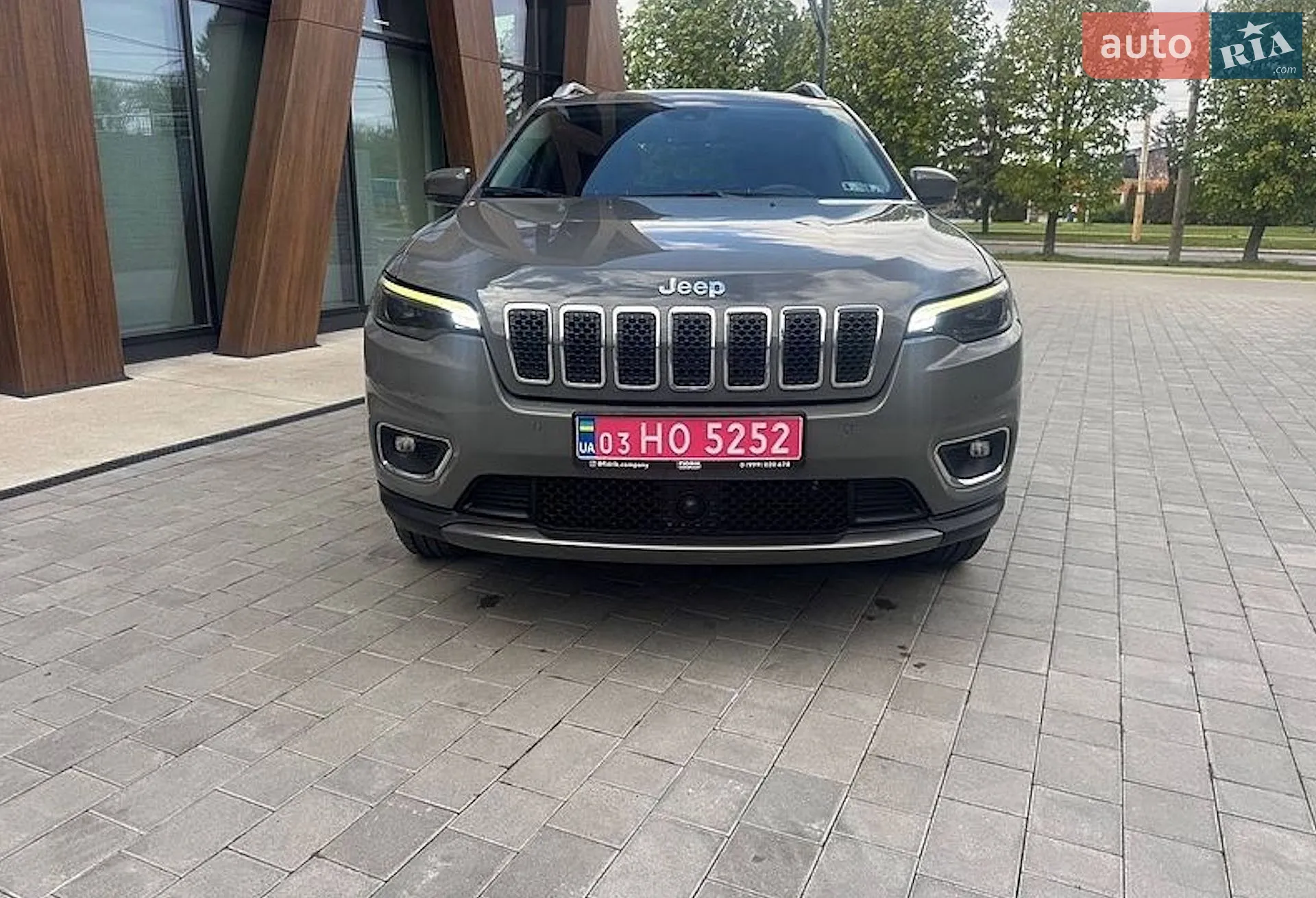 2021 Jeep Cherokee - мініатюра 4