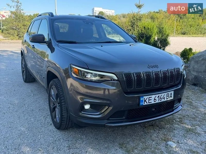 Jeep Cherokee 2021