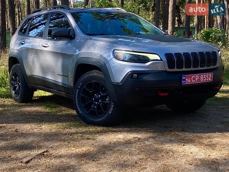 Jeep Cherokee