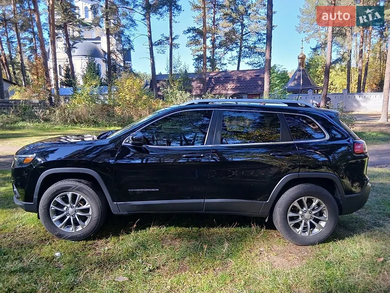 Jeep Cherokee