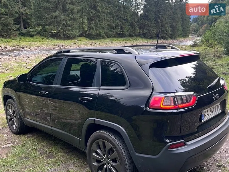 Jeep Cherokee 2020