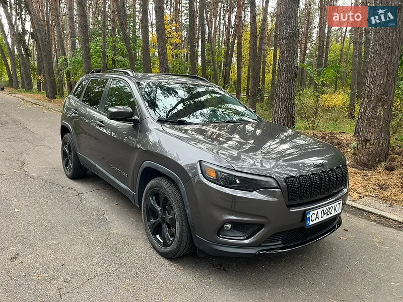 Jeep Cherokee