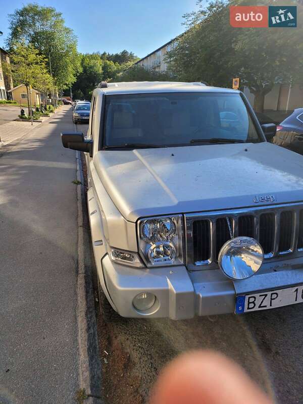 Внедорожник / Кроссовер Jeep Commander 2006 в Ужгороде