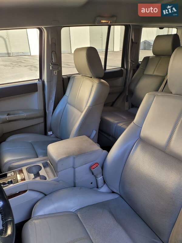 Внедорожник / Кроссовер Jeep Commander 2006 в Ужгороде