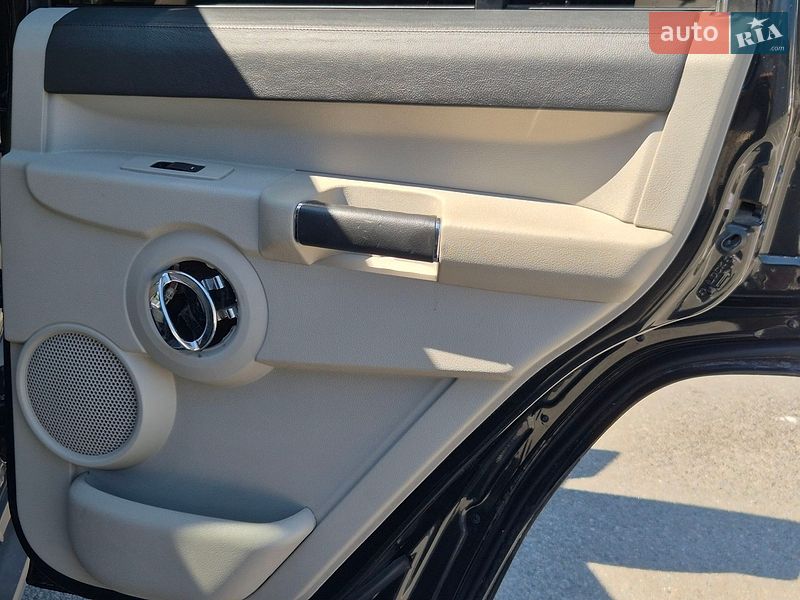 Внедорожник / Кроссовер Jeep Commander 2006 в Харькове