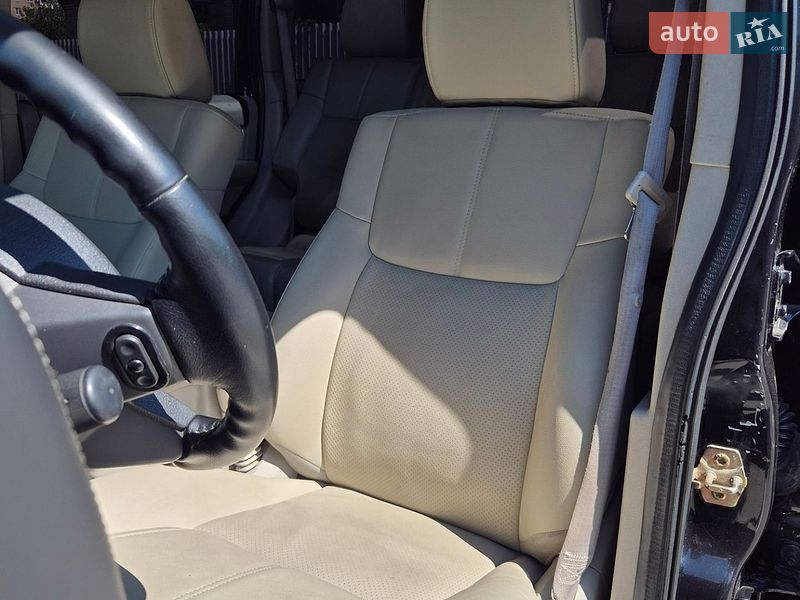 Внедорожник / Кроссовер Jeep Commander 2006 в Харькове