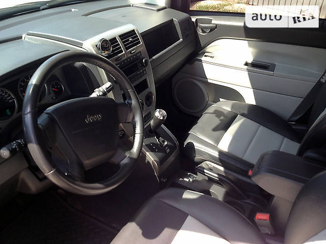 Позашляховик / Кросовер Jeep Compass 2007 в Києві