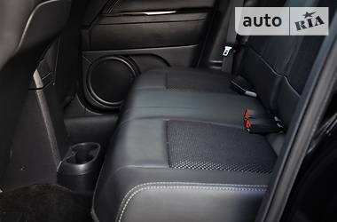 Позашляховик / Кросовер Jeep Compass 2015 в 