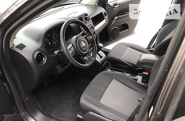 Позашляховик / Кросовер Jeep Compass 2016 в 