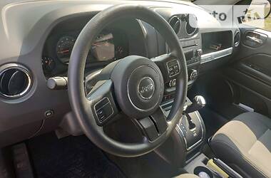 Позашляховик / Кросовер Jeep Compass 2016 в 