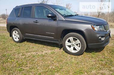 Позашляховик / Кросовер Jeep Compass 2016 в 