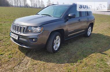 Позашляховик / Кросовер Jeep Compass 2016 в 
