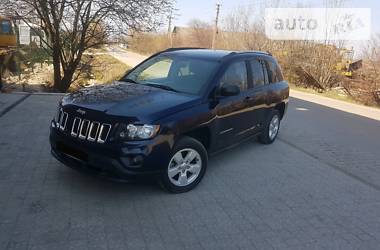 Позашляховик / Кросовер Jeep Compass 2014 в 
