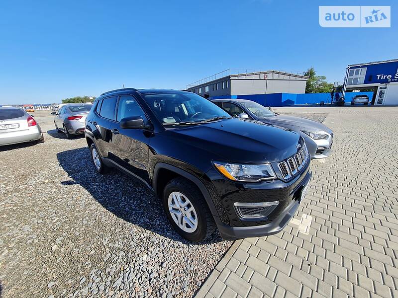 Позашляховик / Кросовер Jeep Compass 2017 в 