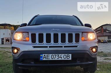 Внедорожник / Кроссовер Jeep Compass 2015 в Днепре