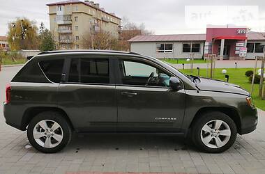 Внедорожник / Кроссовер Jeep Compass 2015 в Ивано-Франковске