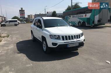 Внедорожник / Кроссовер Jeep Compass 2014 в 
