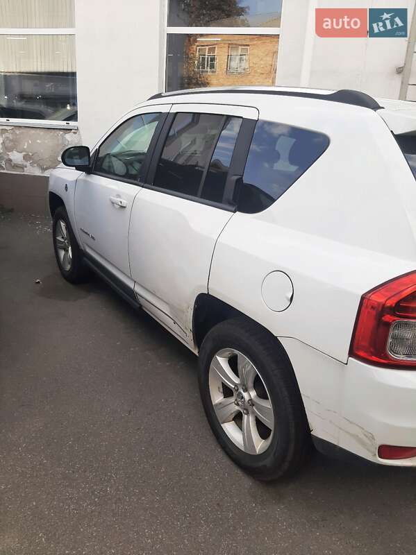 Позашляховик / Кросовер Jeep Compass 2011 в Боярці фото 4 Позашляховик / Кросовер Jeep Compass 2011 в Боярці