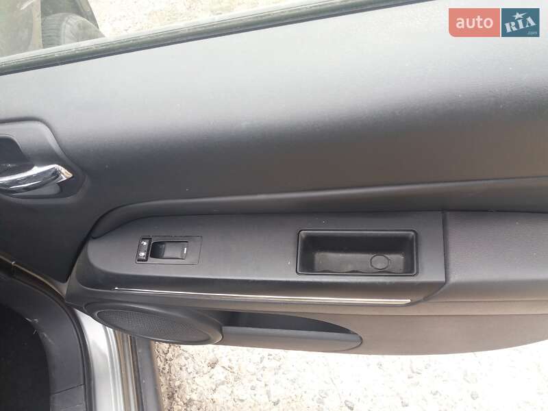 Внедорожник / Кроссовер Jeep Compass 2013 в Запорожье