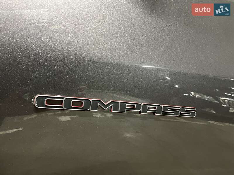 Позашляховик / Кросовер Jeep Compass 2020 в Києві