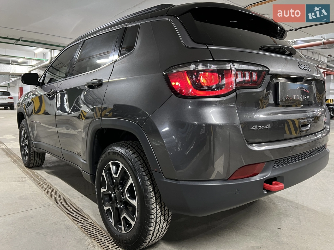 2020 Jeep Compass - мініатюра 9