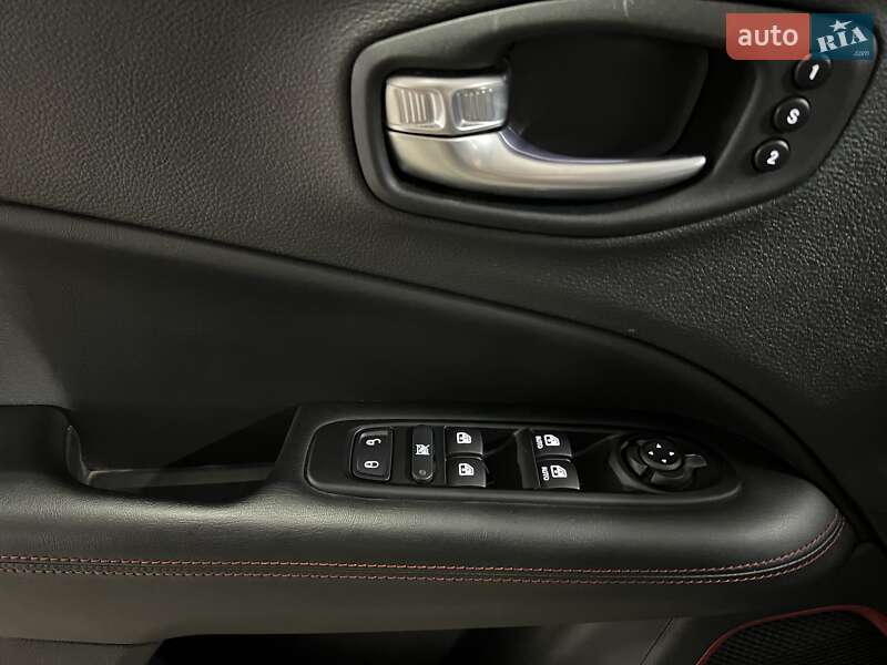 Позашляховик / Кросовер Jeep Compass 2020 в Києві