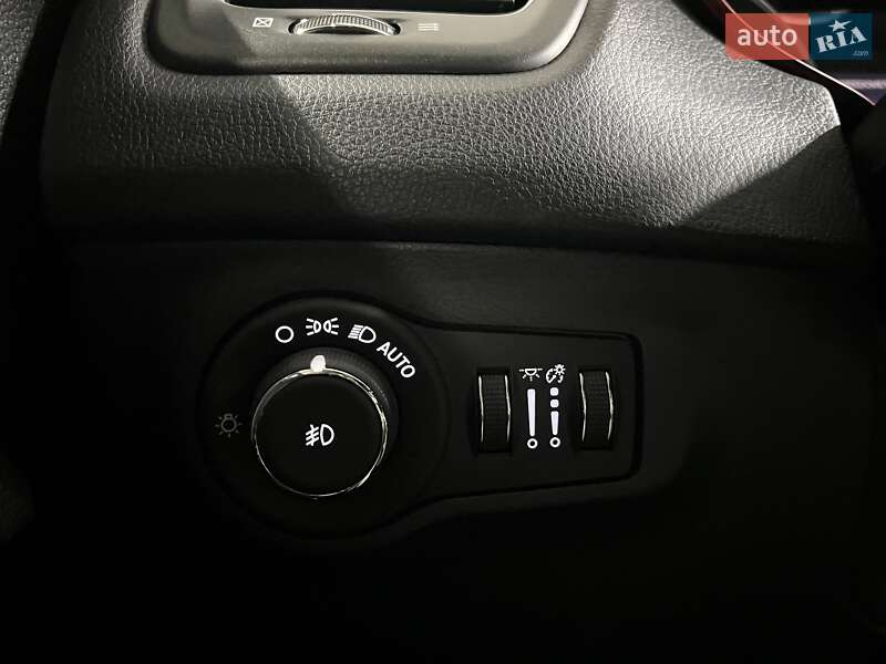 Позашляховик / Кросовер Jeep Compass 2020 в Києві