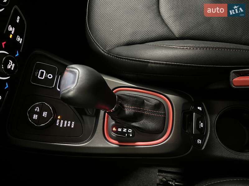 Позашляховик / Кросовер Jeep Compass 2020 в Києві
