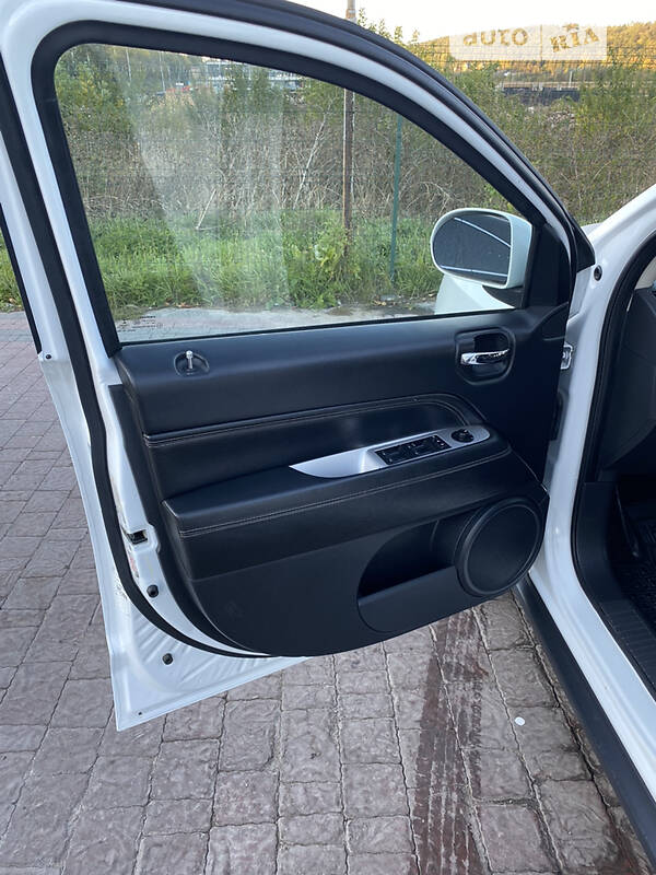 Внедорожник / Кроссовер Jeep Compass 2016 в Теребовле