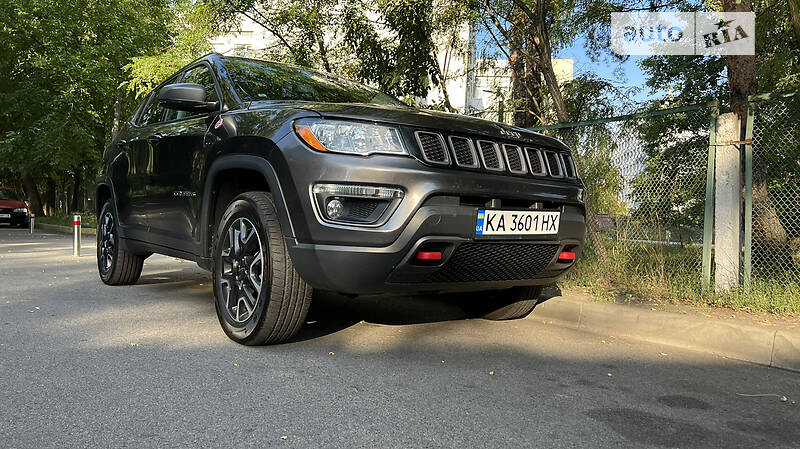 Внедорожник / Кроссовер Jeep Compass 2019 в Киеве