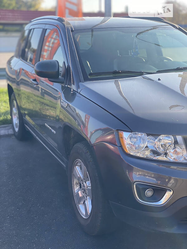 Внедорожник / Кроссовер Jeep Compass 2014 в Белой Церкви