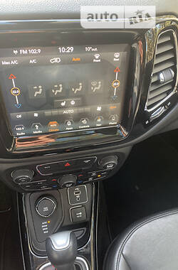 Универсал Jeep Compass 2017 в Чернигове